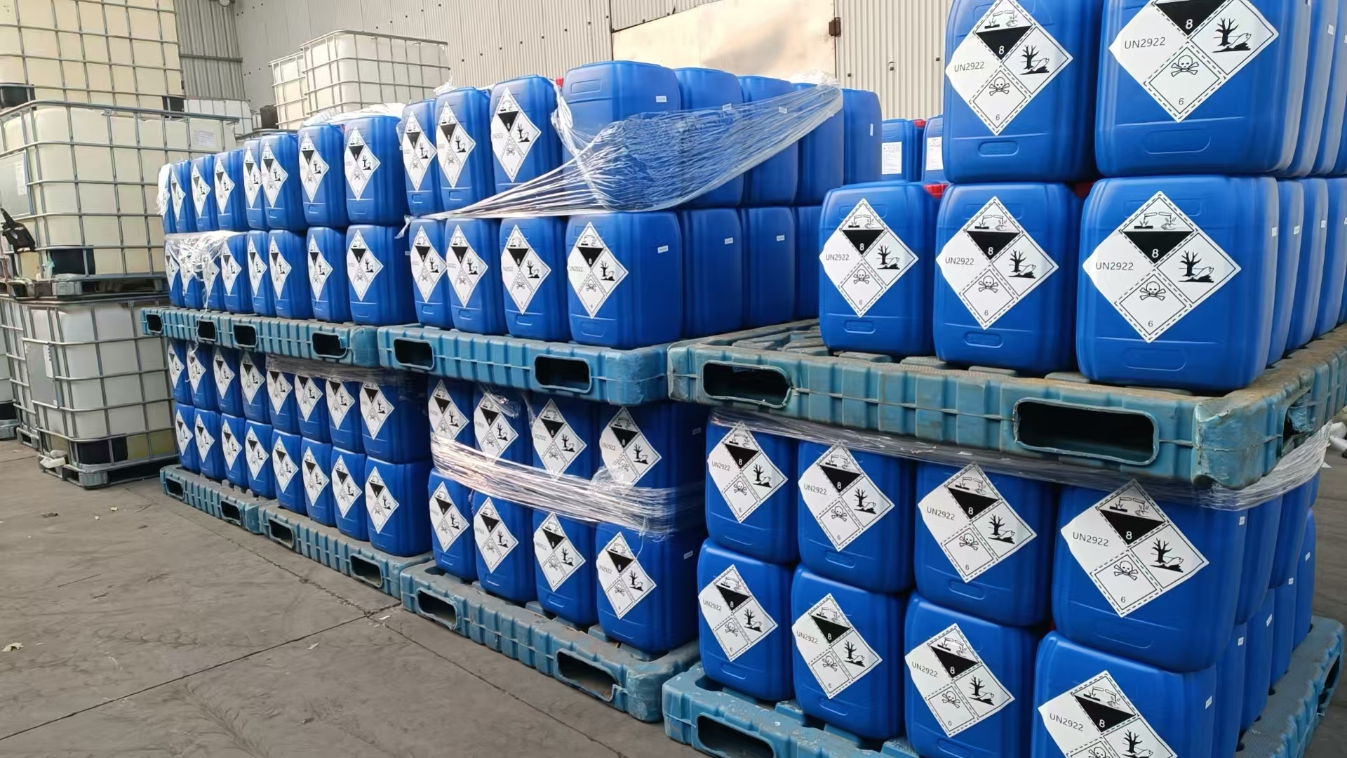 Vereinbaren Sie die Lieferung von CMIT/MIT 14 % an einen Kunden in Indien