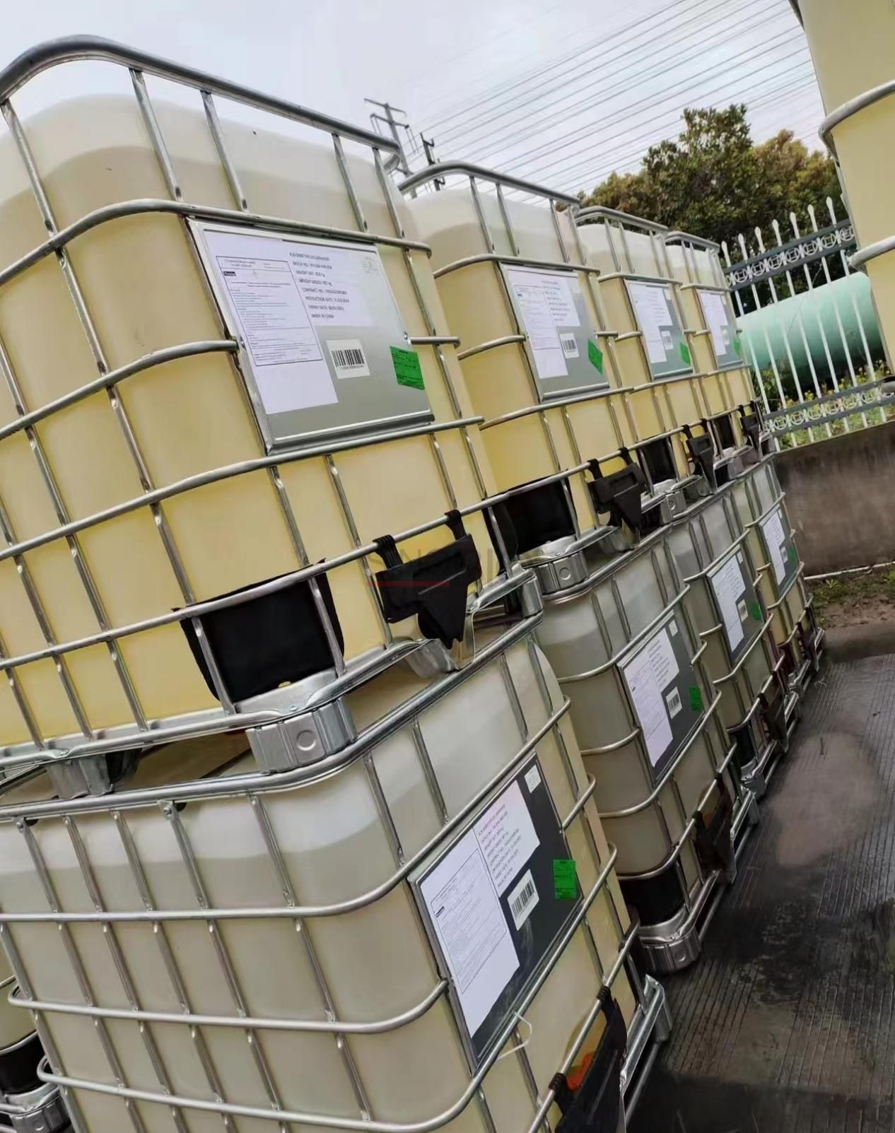 C12-14-Alkyldimethylamin-Paket.